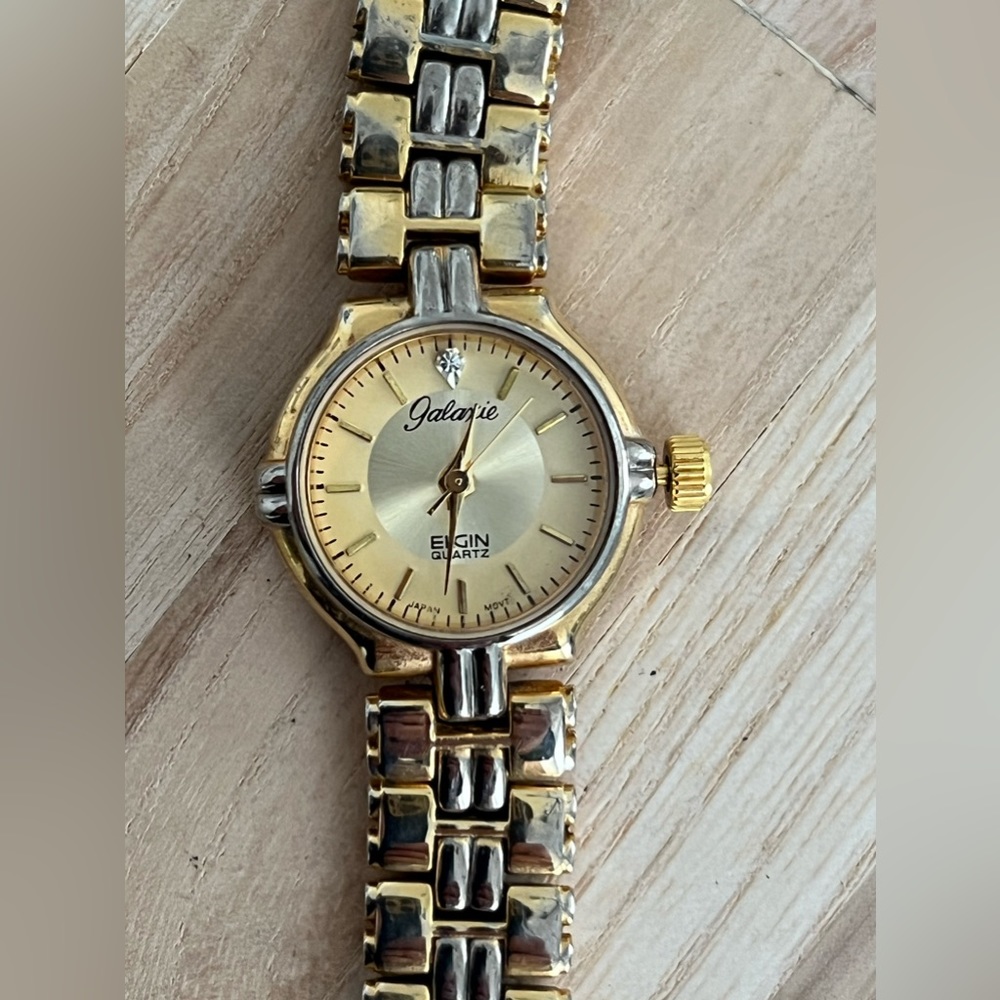 Galaxie by Elgin Diamond Ladies Watch Vintage Gold Tone Bracelet and Dial